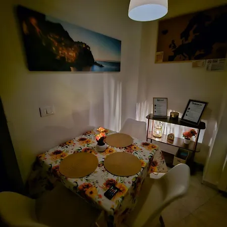 Apartment Good Night Big Family Apartment With Terrace - 5 Min From Station, Independent Entrance *