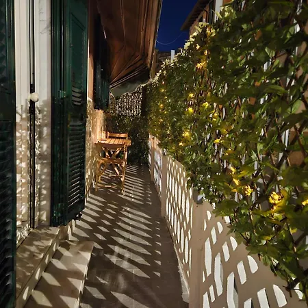 Good Night Big Family Apartment With Terrace - 5 Min From Station, Independent Entrance La Spezia