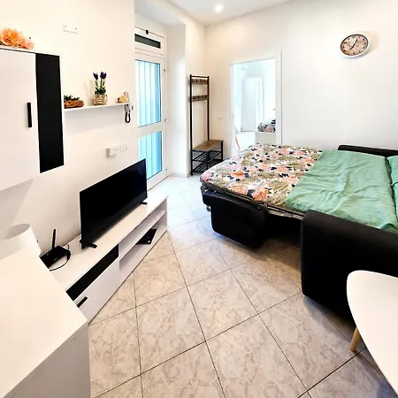 Good Night Big Family With Terrace - 5 Min From Station, Independent Entrance Daire *
