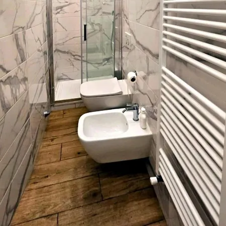 Good Night Big Family With Terrace - 5 Min From Station, Independent Entrance Daire